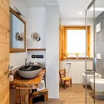 Sot L'agner - Ospitalita Diffusa Conca Agordina Bed & Breakfast